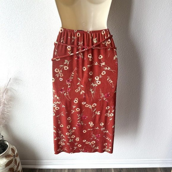 WeWoreWhat Danielle Bernstein Sz XL Red Floral Stretch Midi Wrap Skirt Side Slit - Picture 6 of 8